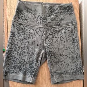 Lululemon biker shorts